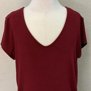 Tahari Designer Women's Fuchsia Short Sleeve Blouse Size M Color burgundy Peru